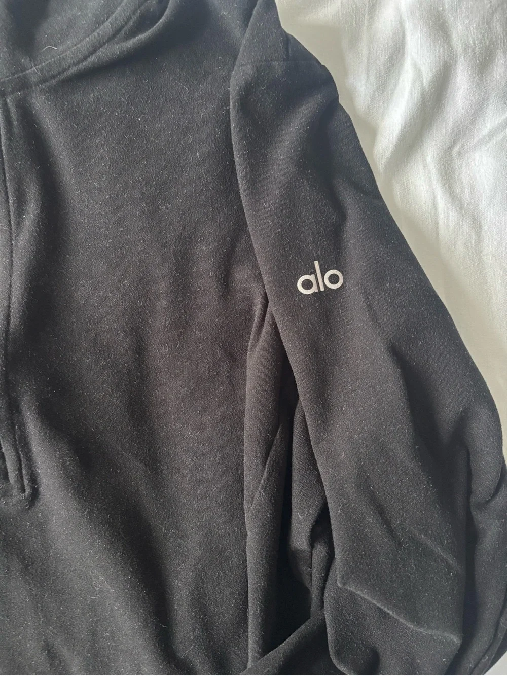 Alo Yoga Alosoft 1/2 Zip Rapid Pullover in Black